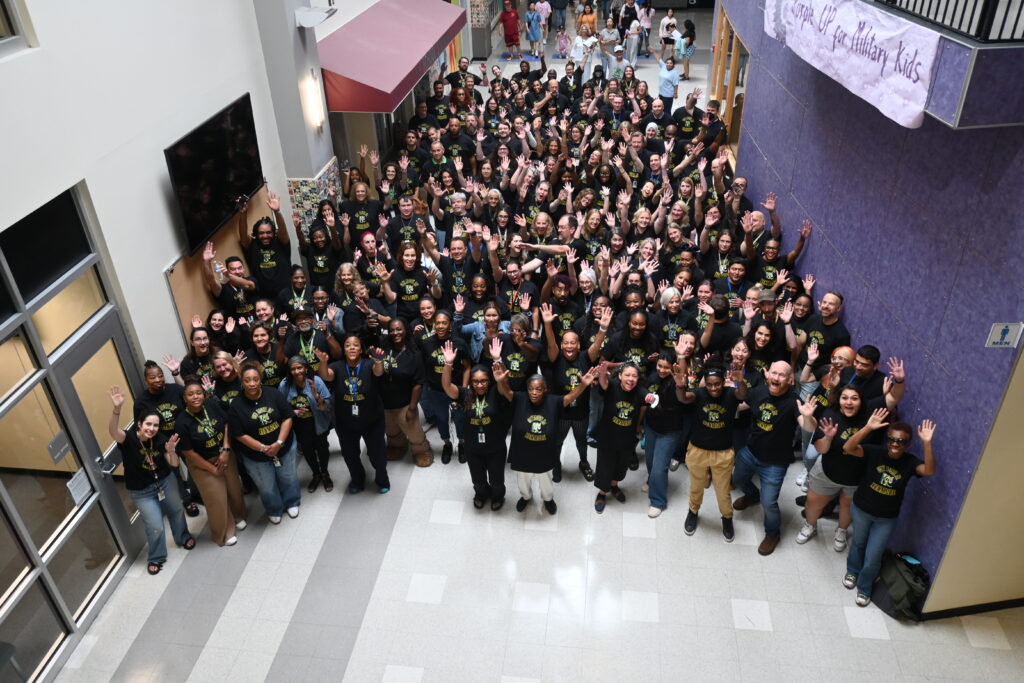 staff2025-3
